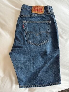 Levi's 505 Men's Dark Blue Relaxed Denim Jean Shorts